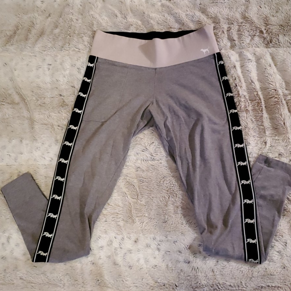 PINK yoga leggings